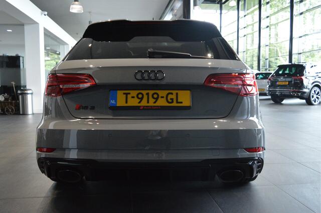Audi A3 SPORTBACK 2.5 TFSI RS 3 quattro leer pano B&O camera carbon 19 inch !!