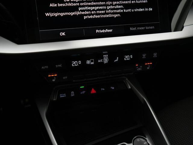 Audi A3 SPORTBACK 40 TFSI e 204 pk S-tronic S-Line | Matrix LED | Achteruitrijcamera | Stoelverwarming | Adaptive Cruise | Navigatie