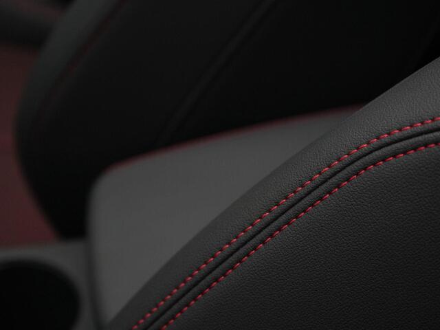 Audi A3 SPORTBACK 45 TFSI e 245 pk PHEV S edition Competition | Panoramadak | Stoelverwarming | Adaptive Cruise Control | Trekhaak | SONOS sound