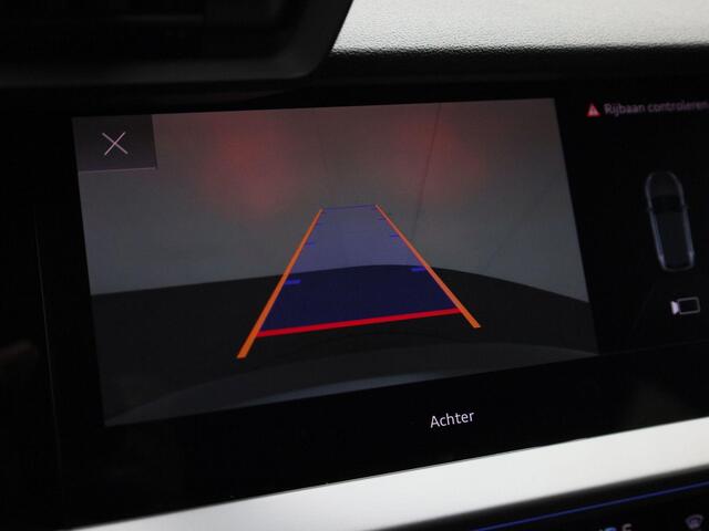 Audi A3 SPORTBACK 40 TFSIe 150kW/204PK S Line · Panoramadak · Camera + Parkeersensoren · Sonos sound