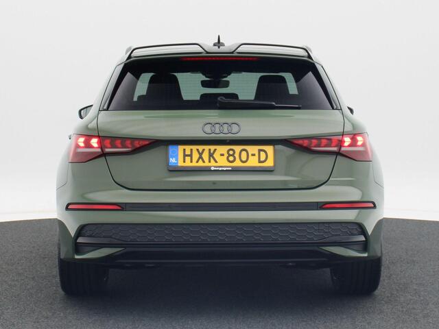 Audi A3 SPORTBACK 35 TFSi 150 Pk Automaat S-Line | Carbon Pakket | Trekhaak | Full LED | 18 Inch | Zwart Optiek | Camera | Navigatie | Sonos Audio | Head-Up | 6.711 Km!!