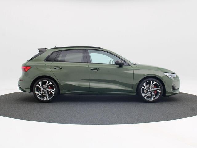 Audi A3 SPORTBACK 35 TFSi 150 Pk Automaat S-Line | Carbon Pakket | Trekhaak | Full LED | 18 Inch | Zwart Optiek | Camera | Navigatie | Sonos Audio | Head-Up | 6.711 Km!!