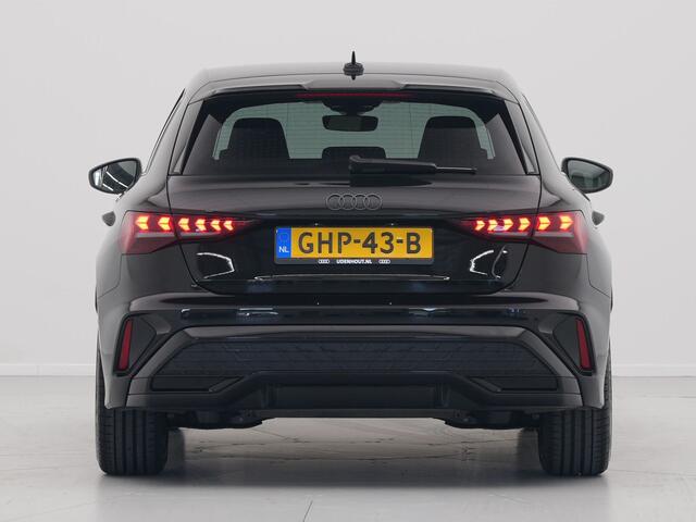 Audi A3 SPORTBACK 35 TFSI 150 pk S edition Facelift, Optiek zwart, Led, Navi, PDC