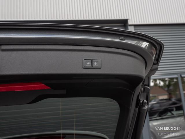 Audi A3 SPORTBACK 45 TFSI E S-Line Pano RS-Stoelen Sfeer ACC S3 BTW Camera