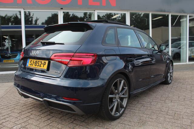 Audi A3 SPORTBACK 1.5 TFSI CoD Sport S Line Edition PANORAMA