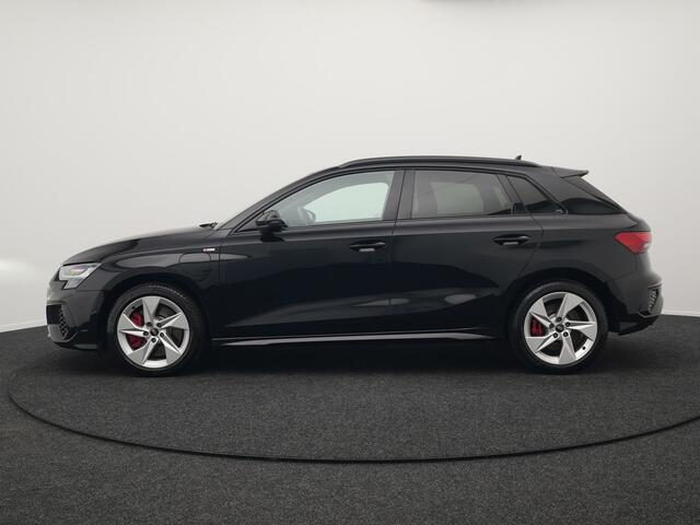 Audi A3 SPORTBACK 45 TFSI e S edition Competition Plug In Hyrbrid 245pk Dealer O.H PHEV | Cruise Control | Lederen sportstoelen | Apple Carplay | Keyless | Virtual | DAB | Draadloos | Sfeerverlichting |