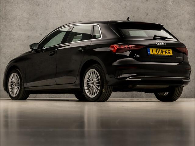 Audi A3 SPORTBACK 30 TFSI Sport Automaat (APPLE CARPLAY, GROOT NAVI, CLIMATE, LED KOPLAMPEN, SPORTSTOELEN, CRUISE, PARKEERSENSOREN, LANE ASSIST, NIEUWSTAAT)