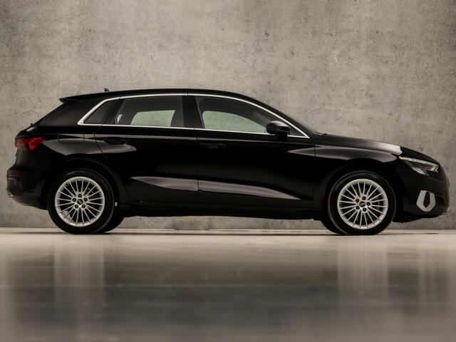 Audi A3 SPORTBACK 30 TFSI Sport Automaat (APPLE CARPLAY, GROOT NAVI, CLIMATE, LED KOPLAMPEN, SPORTSTOELEN, CRUISE, PARKEERSENSOREN, LANE ASSIST, NIEUWSTAAT)