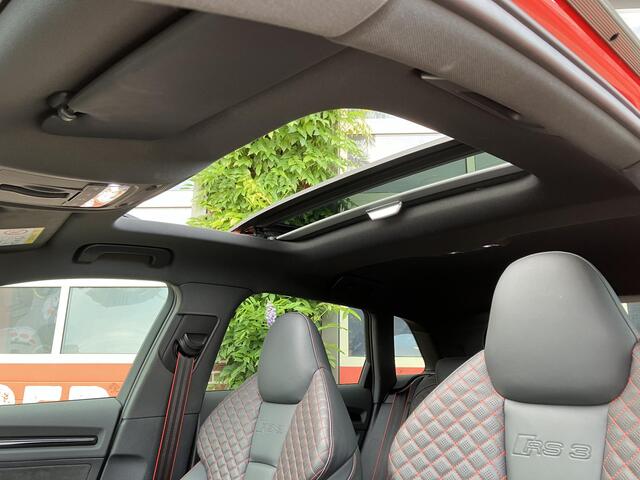 Audi A3 SPORTBACK 2.5 TFSI RS 3 quattro Pro Line Plus | Org. NL | Schuif-kantel dak | B&O | Dealeronderhouden | Volledig origineel |