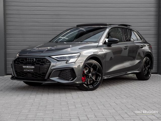 Audi A3 SPORTBACK 45 TFSI E S-Line Pano RS-Stoelen Sfeer ACC S3 Matrix