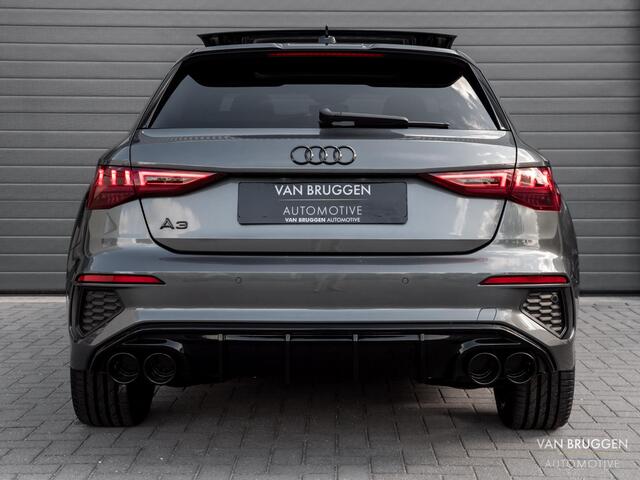 Audi A3 SPORTBACK 45 TFSI E S-Line Pano RS-Stoelen Sfeer ACC S3 Matrix