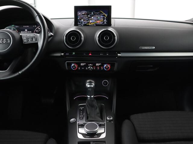 Audi A3 SPORTBACK 1.4 e-tron Lease Edition | Virtual Cockpit | Sportstoelen | Full LED | Keyless | Carplay | Navigatie | Climate control | Lane Assist