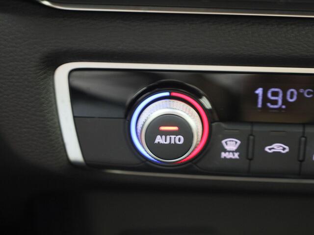 Audi A3 SPORTBACK 35 TFSI/150PK CoD Advance · Leder · Navigatie · Drive select
