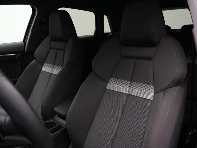 Audi A3 SPORTBACK 30 TFSI 110 pk S-tronic S edition / S-Line | Achteruitrijcamera | Stoelverwarming | Navigatie