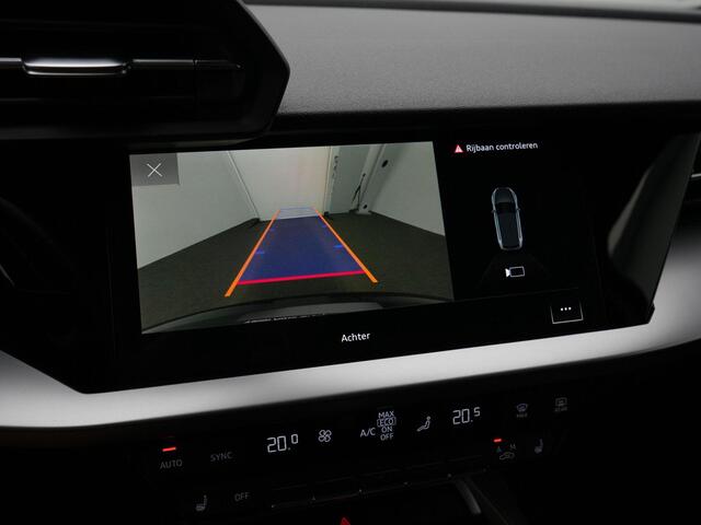 Audi A3 SPORTBACK 30 TFSI 110 pk S-tronic S edition / S-Line | Achteruitrijcamera | Stoelverwarming | Navigatie