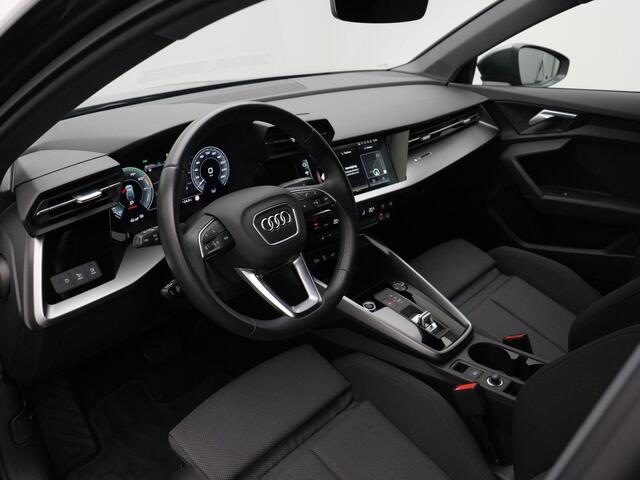Audi A3 SPORTBACK 40 TFSI e 204 pk S-tronic Advanced edition / S-Line | Panoramadak | Stoelverwarming | Adaptive Cruise