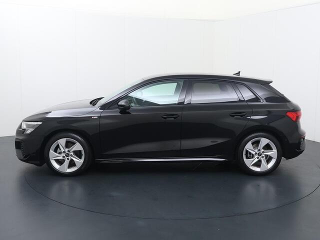 Audi A3 SPORTBACK 35 TFSI S edition | 150 PK | Automaat | Multifunctioneel stuurwiel | Cruisecontrol | Afneembare trekhaak |