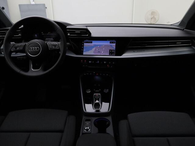 Audi A3 SPORTBACK 40 TFSIe 150kW/204PK Advanced edition · Navigatie · Adaptive Cruise Control · Camera + Parkeersensoren · Elektrische stoelverstelling · Garantie tot april 2030 of 100.000km