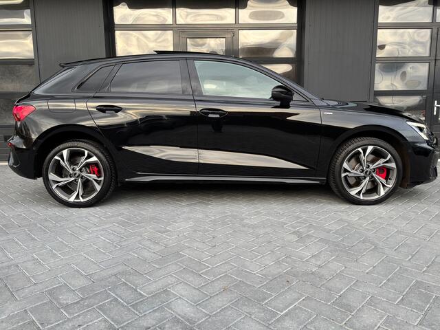 Audi A3 SPORTBACK 45 TFSIe 245 pk S-line Matrix Pano Sfeer