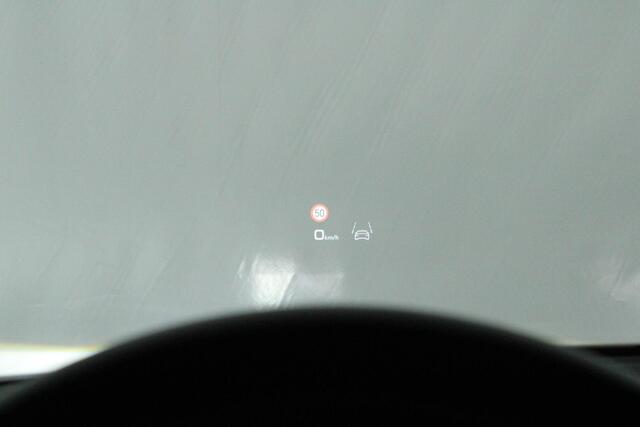 Audi A3 SPORTBACK 40 TFSI e 204pk 2x S-Line Trekhaak Camera Keyless Head-Up Stoelverwarming Virtual Cockpit Navigatie