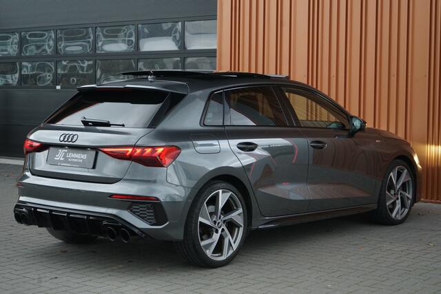 Audi A3 SPORTBACK 35 TFSI S edition Panodak Matrix Carplay S-stoelen 19" Standkachel