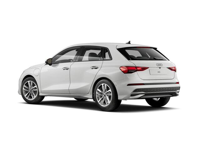 Audi A3 SPORTBACK Pro Line 40 TFSI e 204 pk | Parkeerhulp plus | Stoelverwarming voor | Automatische klimaatregeling | Audi smartphone interface |