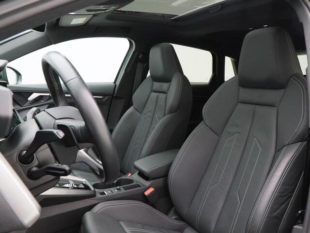 Audi A3 SPORTBACK 45 TFSi e 245 Pk Automaat S-Line | Panoramadak | Full LED | B&O Audio | Leder | Adaptive Cruise | Stoelverwarming | Navigatie | Camera | 17 Inch | 63.543 Km!!