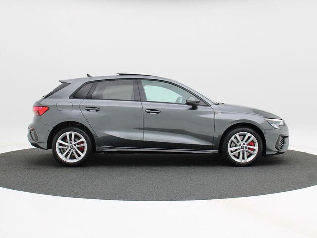 Audi A3 SPORTBACK 45 TFSi e 245 Pk Automaat S-Line | Panoramadak | Full LED | B&O Audio | Leder | Adaptive Cruise | Stoelverwarming | Navigatie | Camera | 17 Inch | 63.543 Km!!