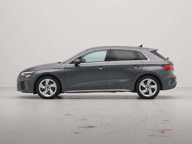Audi A3 SPORTBACK 35 TFSI 150pk S-tronic S-line Navigatie Carplay Parkassist Stoelverwarming Pdc Acc