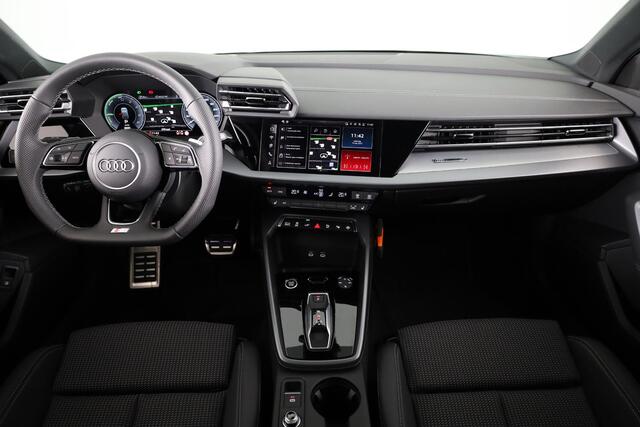 Audi A3 SPORTBACK 40 TFSI e S edition 204pk | Verlengde garantie | Parkeercamera | Adaptieve cruise controle | Optiek pakket zwart Plus | Extra getint glas