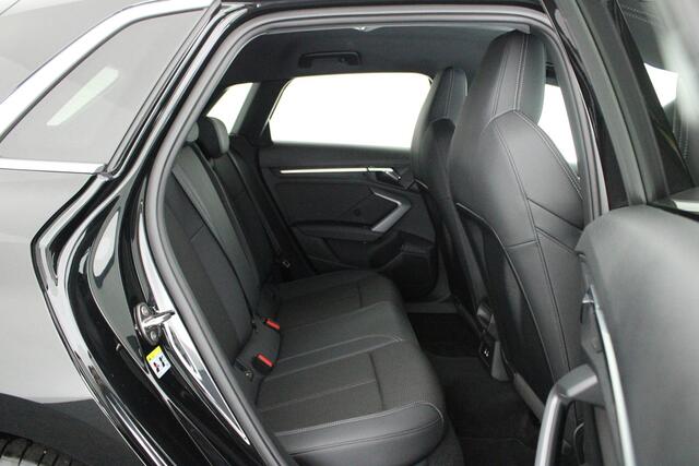 Audi A3 SPORTBACK 30 TFSI 116pk 2x S-Line Facelift Navigatie Virtual Cockpit LED koplampen