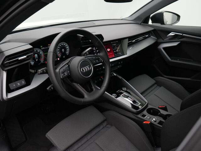 Audi A3 SPORTBACK 35 TFSI 150 pk S-tronic Advanced edition | Achteruitrijcamera | Stoelverwarming | Adaptive Cruise | Navigatie