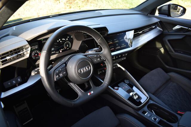 Audi A3 SPORTBACK 2.0 TFSI S3 QUATTRO 310PK S-TRONIC S3-SPORT CAMERA/LEDER/CARPLAY