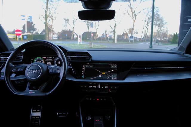 Audi A3 SPORTBACK 40 TFSI e 204 PK S-Line Edition, Panoramadak, Sportstoelen, Camera, Adap. Cruise Control