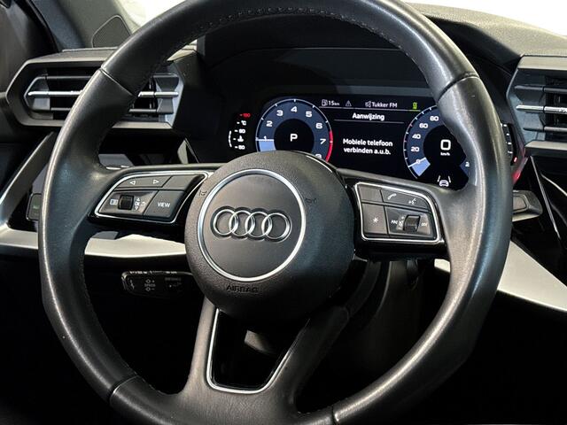 Audi A3 SPORTBACK 30 115pk TFSI Pro Line Parkeersensoren achter | Cruise control | Licht & regensensor