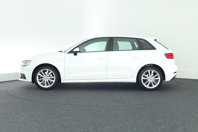 Audi A3 SPORTBACK 1.4 e-tron 204pk Sport Pro Line plus Stoelverwarming Keyless Adaptive Cruise Led Navigatie