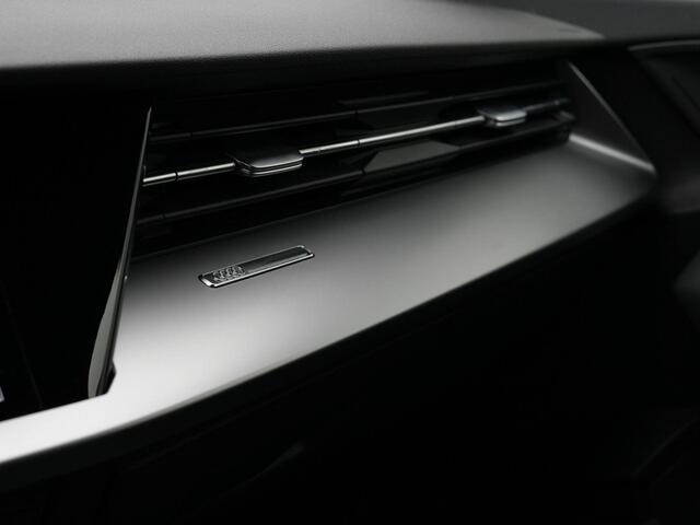 Audi A3 SPORTBACK 40 TFSI e 204 pk S-tronic Advanced edition / S-Line | Achteruitrijcamera | Stoelverwarming | Adaptive Cruise | Navigatie