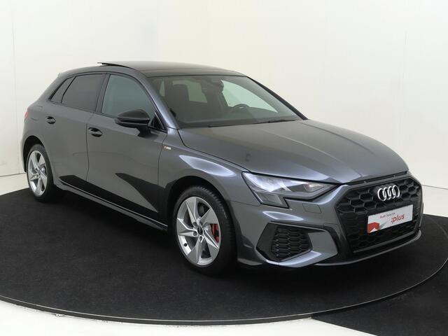 Audi A3 SPORTBACK 45 TFSI e S edition Competition | SoH 100% | Panoramadak | Bang & Olufsen | Virtual cockpit Plus | Stoelverwarming | Lederen bekleding | CarPlay | Cruise control |