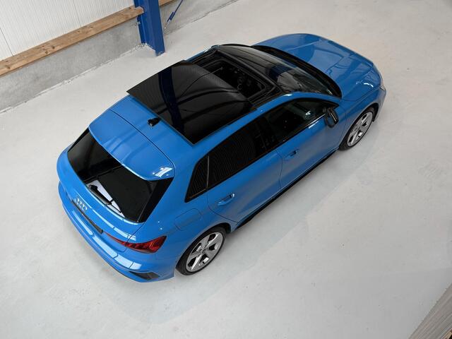 Audi A3 SPORTBACK 45 TFSI e S edition Competition 245PK - S LINE - RS STOELEN - PANORAMADAK - TURBO BLAUW - SFEER VERLICHTING
