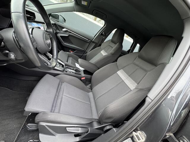 Audi A3 SPORTBACK 40 TFSI e 204pk DSG Business edition Virtual Cockpit Climate Control LED Sportstoelen