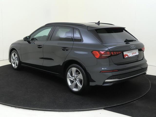 Audi A3 SPORTBACK 40 TFSI e Edition | SoH 98% | LED matrix verlichting | Navigatie | Elektrische bestuurdersstoel | Keyless | Parkeersensoren | Cruise control | CarPlay | Stoelverwarming |