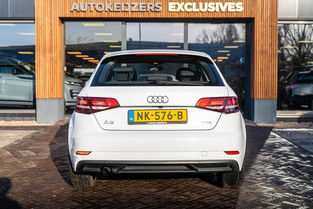 Audi A3 SPORTBACK 1.0 TFSI Koplampreiniging Airco 16"L.M. Radio/CD Multifunctioneel stuurwiel