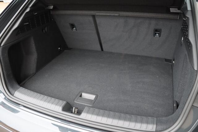 Audi A3 SPORTBACK 40 TFSI e Advanced edition 204pk