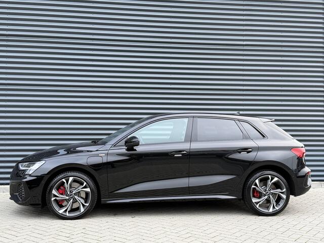 Audi A3 SPORTBACK 45 TFSI e 245PK S-Line Black Optic/Camera/Apple