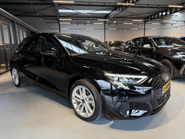 Audi A3 SPORTBACK 40 TFSI e Business edition AUTOMAAT | APPLE / ANDROID CARPLAY | NAVIGATIE | LED MATRIX KOPLAMPE/ACHTERLICHTEN | PAREKEER SENSOREN | STOELVERWARMING |