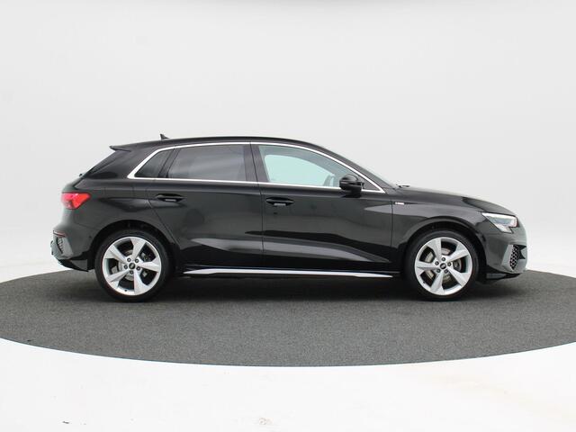Audi A3 SPORTBACK 40 TFSi e 204 Pk Automaat S-Line | Virtual Cockpit | Alcantara Leder | Elektrische Achterklep | Trekhaak Afneembaar | 18 Inch | 123.044 Km