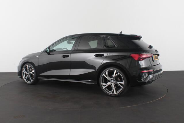 Audi A3 SPORTBACK 35 TFSI S line edition > Full S line/Matrix-LED/Black-Optiek/19inch/Mythoszwart metallic