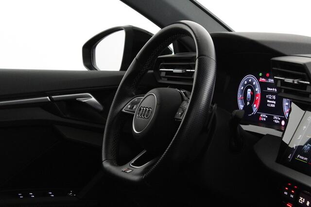 Audi A3 SPORTBACK 35 TFSI S line edition > Full S line/Matrix-LED/Black-Optiek/19inch/Mythoszwart metallic