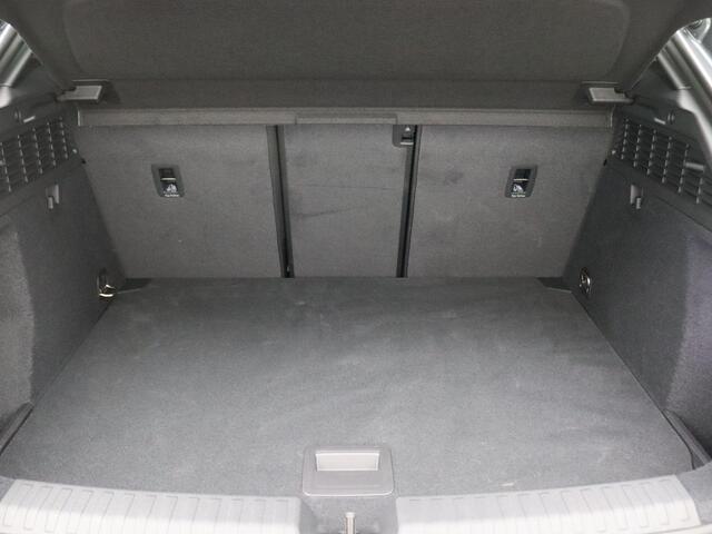 Audi A3 SPORTBACK 45 TFSI e S edition Competition 272PK S-Tronic Pano-Schuifdak, Leder, Led matrix, memorystoel, adaptive cruise, keyless, achteruitrijcamera, stoelverwarming voor, 18" lichtmetaal