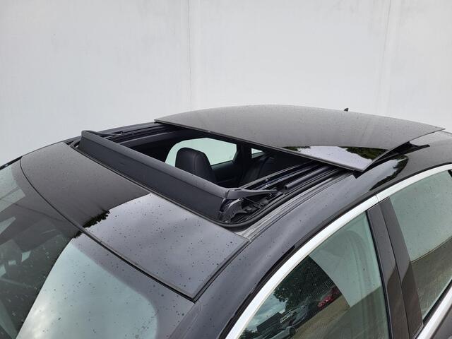 Audi A3 SPORTBACK 35 TFSI S line Automaat / Panoramadak / SONOS premium audio / Apple Carplay / Android Auto / S-line interieur & extrieur / Camera / DAB / Stoelverwarming / Adap Cruise / Matrix LED /